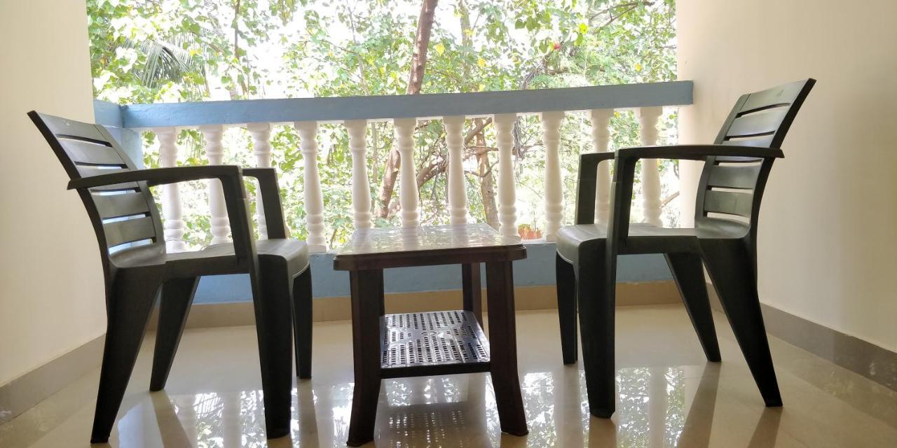 Dom'S Inn Calangute Luaran gambar