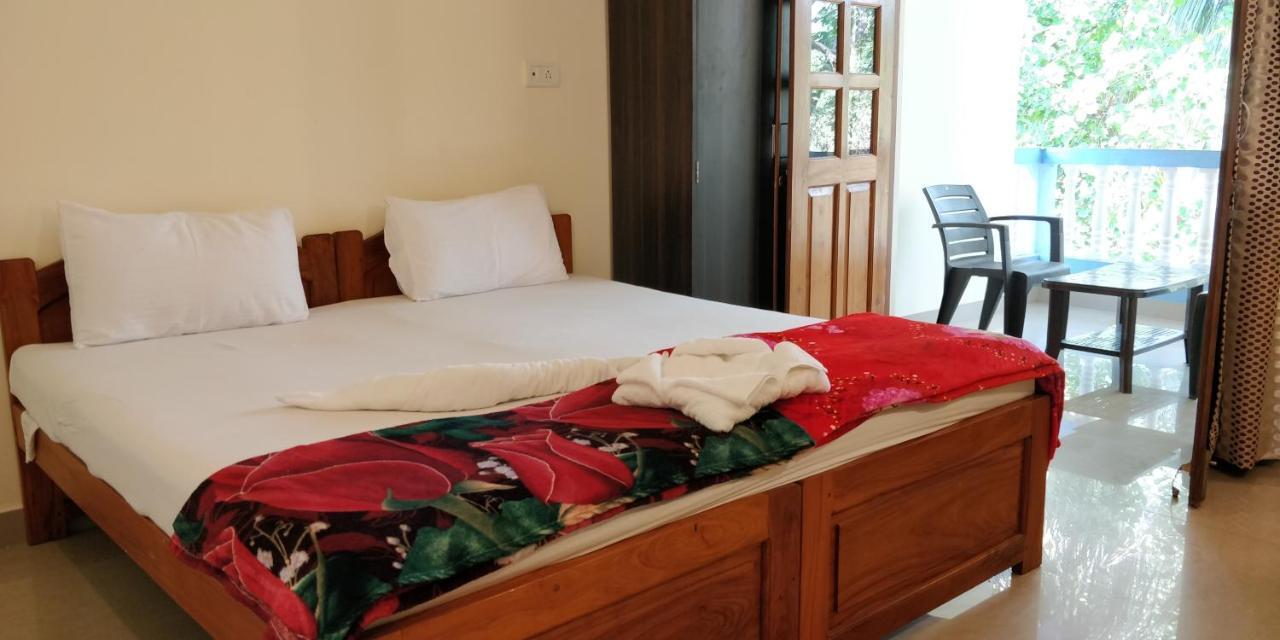 Dom'S Inn Calangute Luaran gambar
